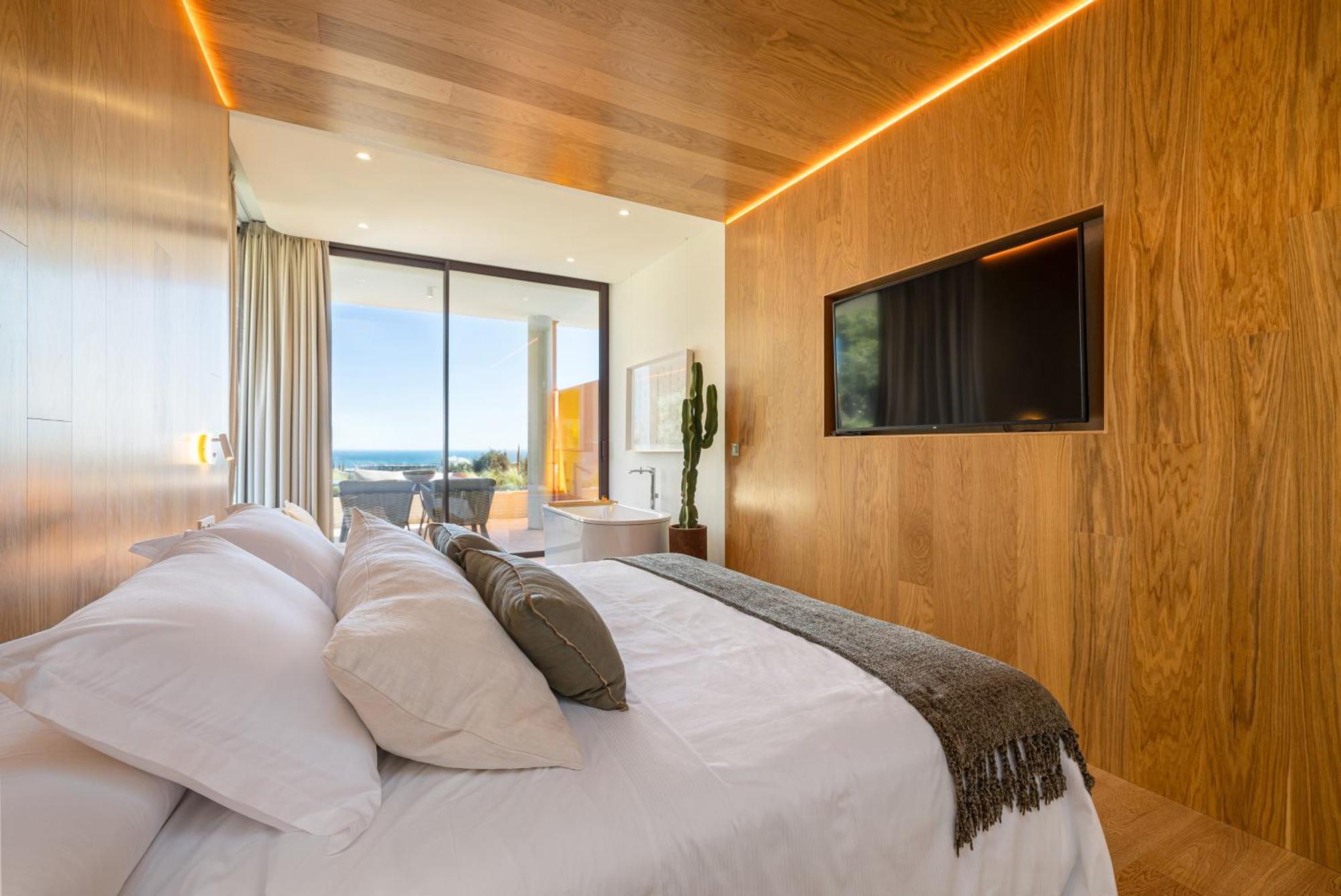 Leiro Residences - Preferred Hotels & Resorts Fuengirola Dış mekan fotoğraf